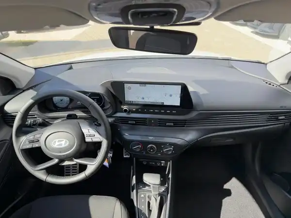 HYUNDAI BAYON TREND (7/13)