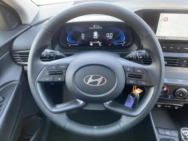 HYUNDAI BAYON SELECT (9/14)