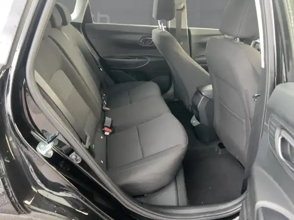 HYUNDAI BAYON TREND (12/15)