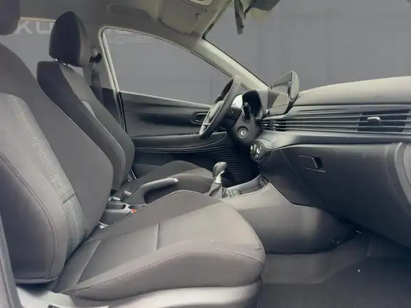 HYUNDAI BAYON SELECT (11/15)