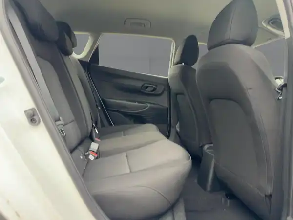 HYUNDAI BAYON SELECT (12/15)