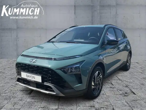 HYUNDAI BAYON (1/15)