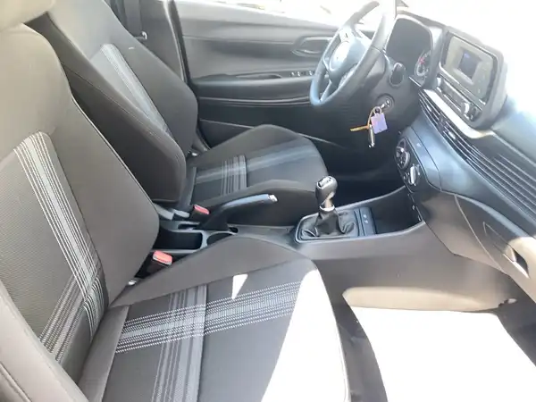 HYUNDAI BAYON SELECT (11/14)