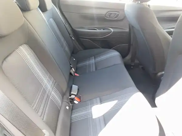 HYUNDAI BAYON SELECT (12/14)