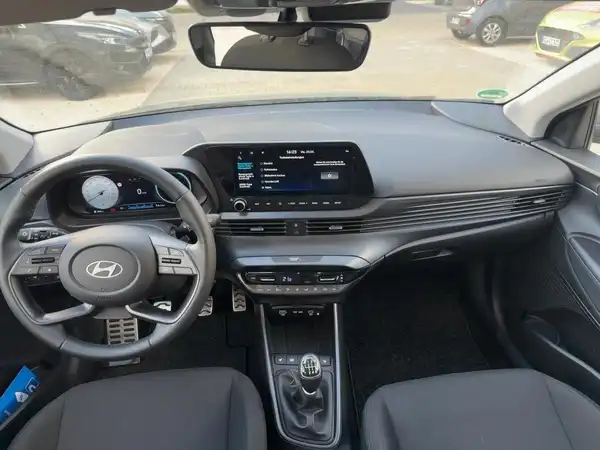 HYUNDAI BAYON PRIME (8/14)
