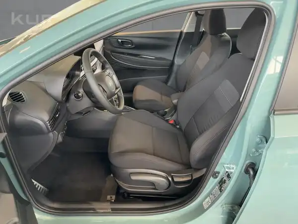 HYUNDAI BAYON TREND (11/15)