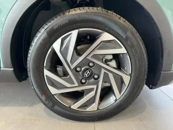 HYUNDAI BAYON TREND (7/15)