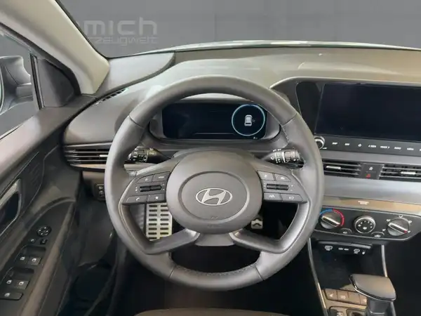 HYUNDAI BAYON TREND (9/15)