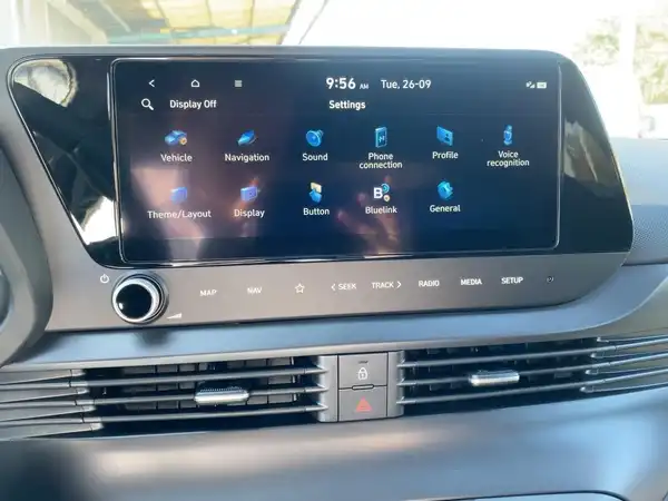 HYUNDAI BAYON (10/15)