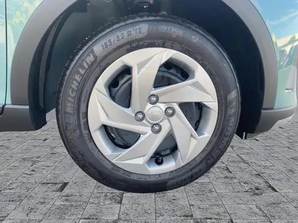 HYUNDAI BAYON SELECT (7/15)