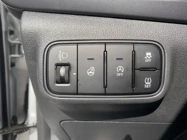HYUNDAI BAYON (14/15)