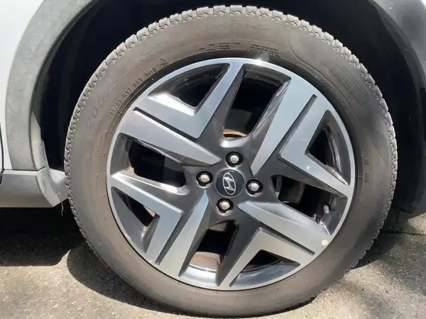 HYUNDAI BAYON (7/15)