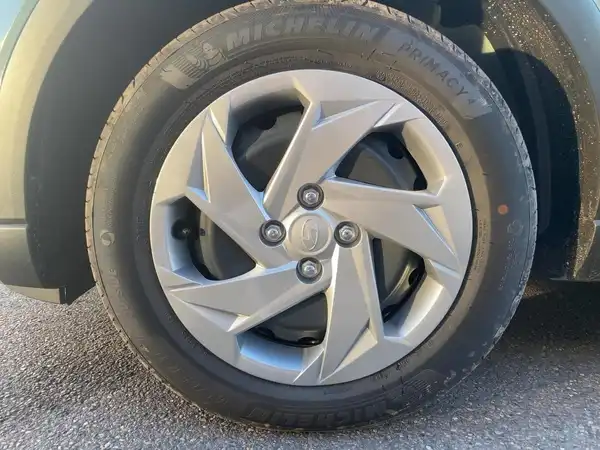 HYUNDAI BAYON SELECT (7/15)