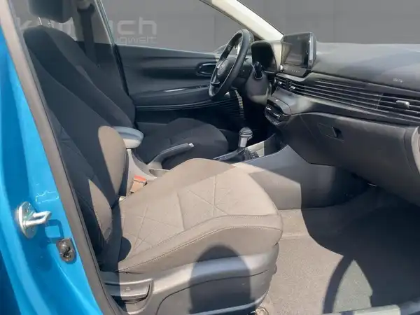HYUNDAI BAYON TREND (11/15)