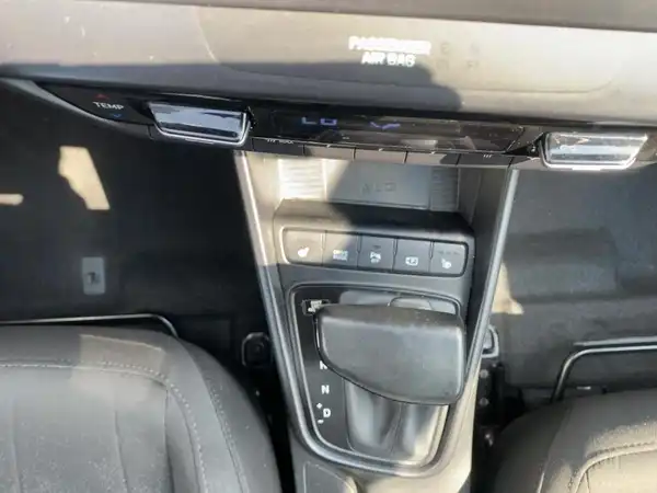 HYUNDAI BAYON TREND (14/15)