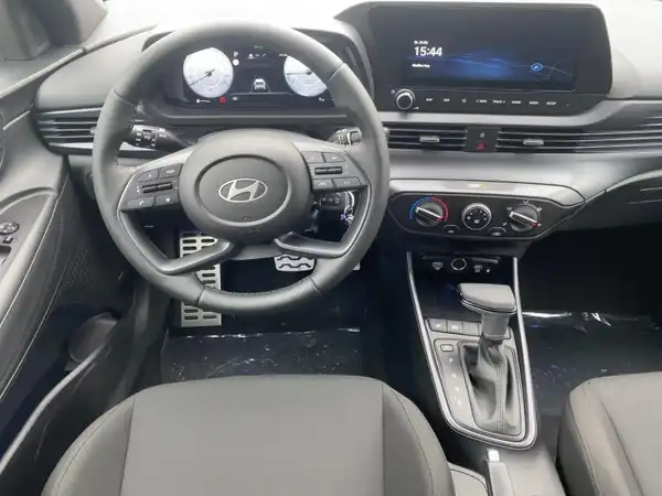 HYUNDAI BAYON (8/15)