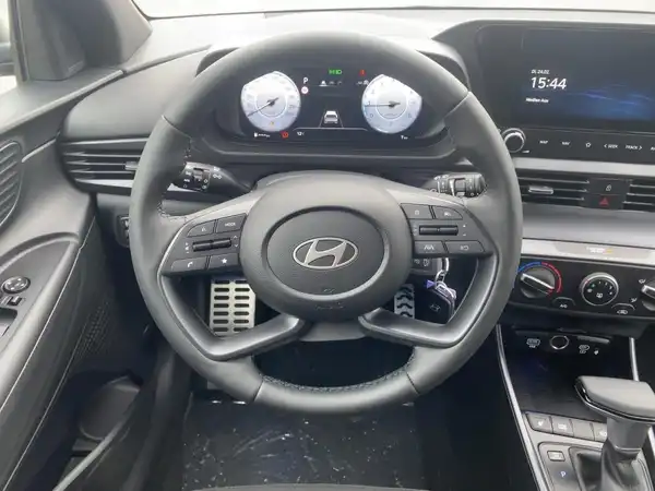 HYUNDAI BAYON (9/15)