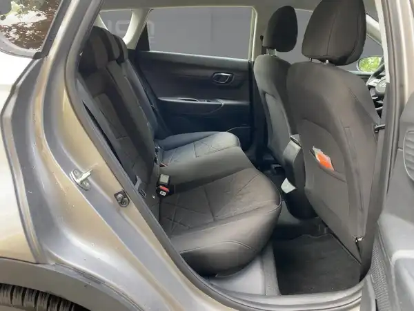 HYUNDAI BAYON TREND (12/15)
