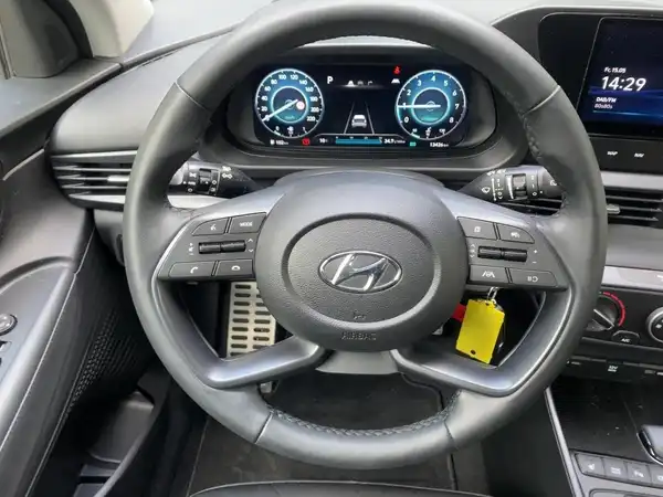 HYUNDAI BAYON TREND (9/15)