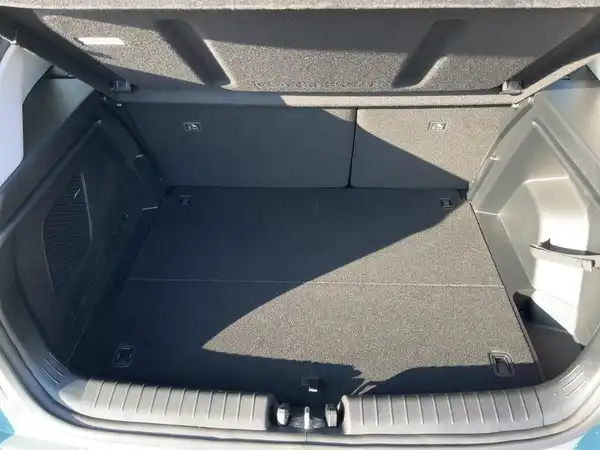 HYUNDAI BAYON TREND (13/15)