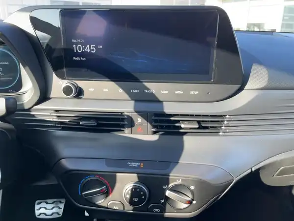 HYUNDAI BAYON TREND (10/15)