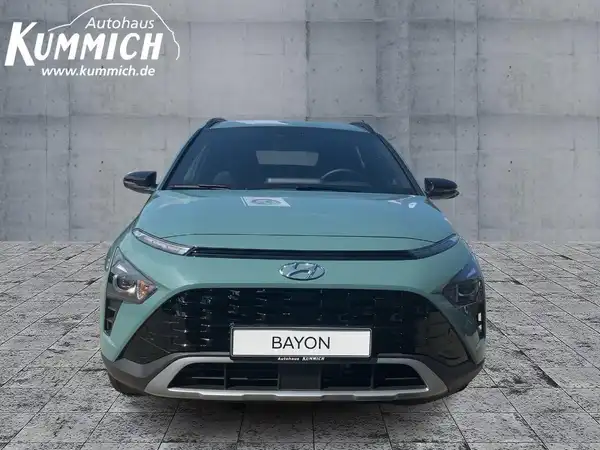 HYUNDAI BAYON (2/15)