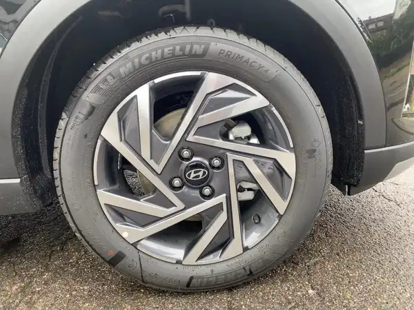 HYUNDAI BAYON TREND (7/15)