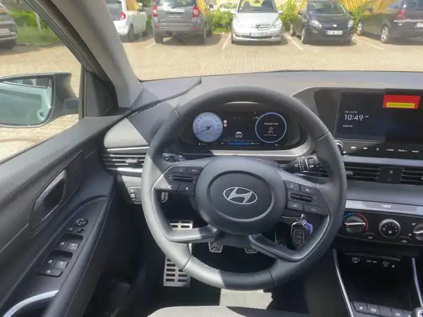 HYUNDAI BAYON TREND (9/15)