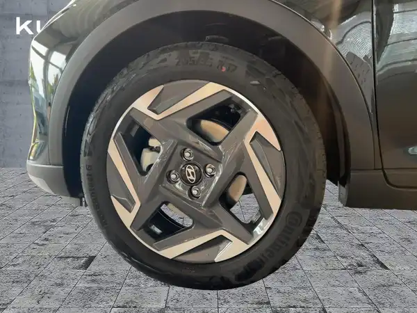 HYUNDAI BAYON PRIME (8/10)