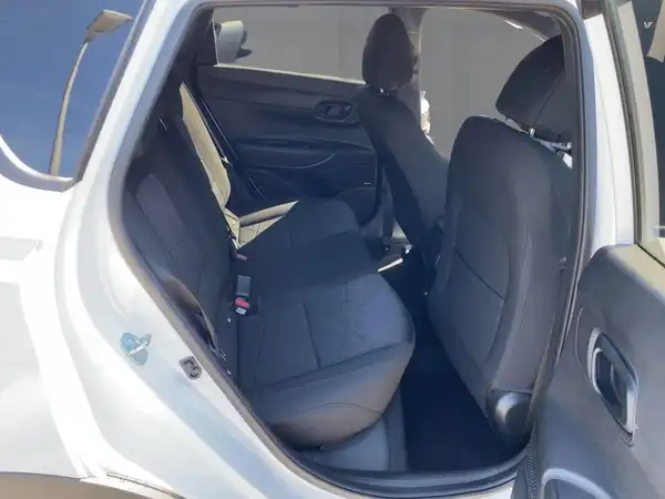 HYUNDAI BAYON (12/15)