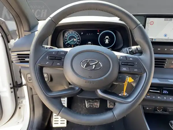 HYUNDAI BAYON (9/15)