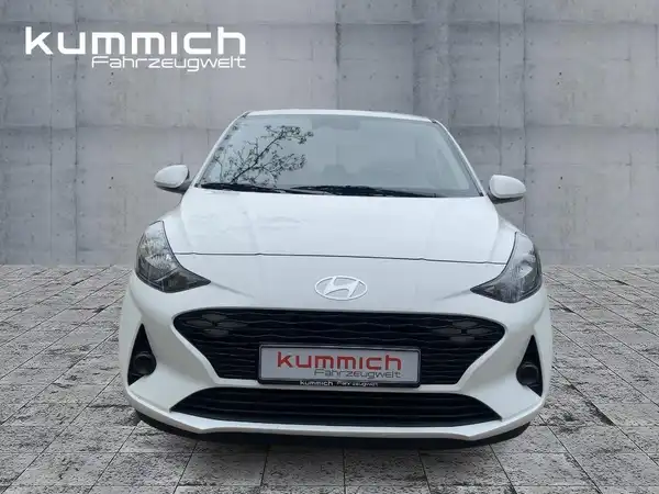 HYUNDAI I10 (2/15)