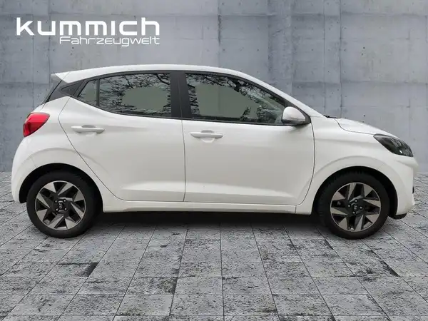 HYUNDAI I10 (3/15)