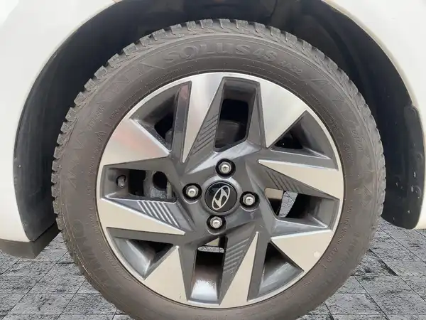 HYUNDAI I10 (7/15)