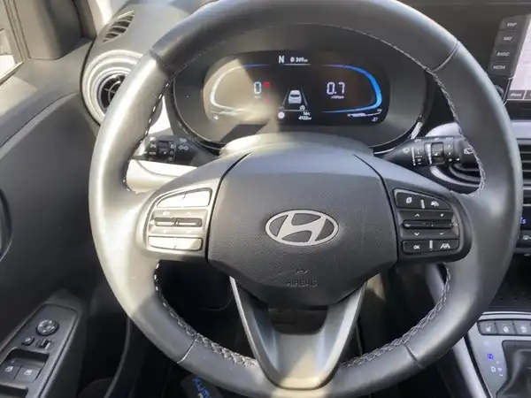 HYUNDAI I10 (9/15)