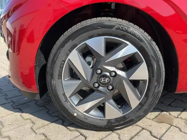 HYUNDAI I10 (7/15)