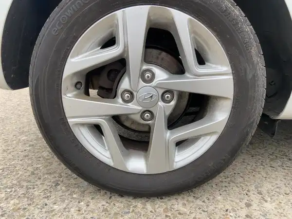 HYUNDAI I10 (7/15)