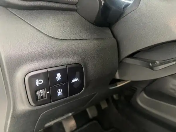 HYUNDAI I10 (14/15)