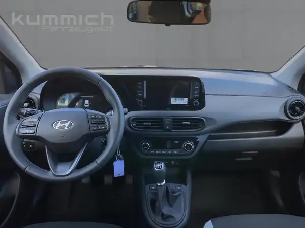 HYUNDAI I10 (8/15)