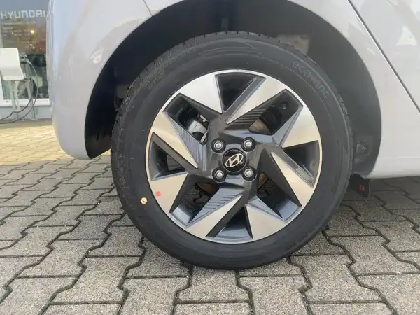 HYUNDAI I10 (7/15)