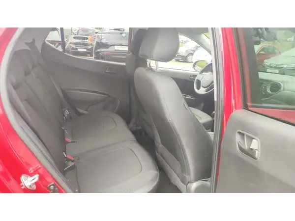 HYUNDAI I10 (7/15)