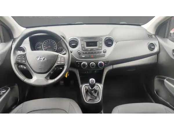 HYUNDAI I10 (10/15)