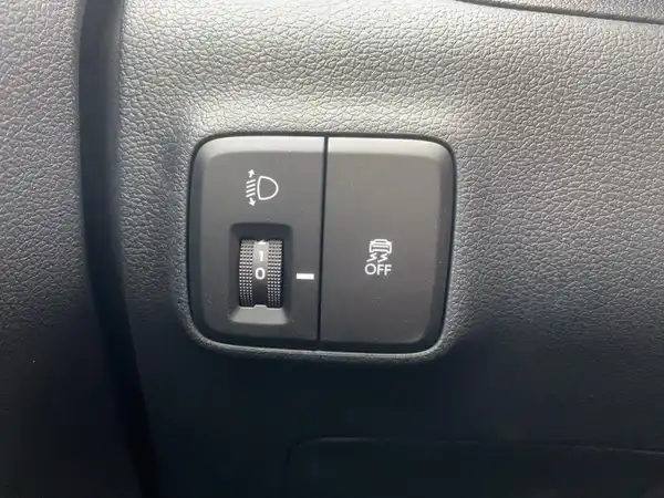 HYUNDAI I10 (14/15)