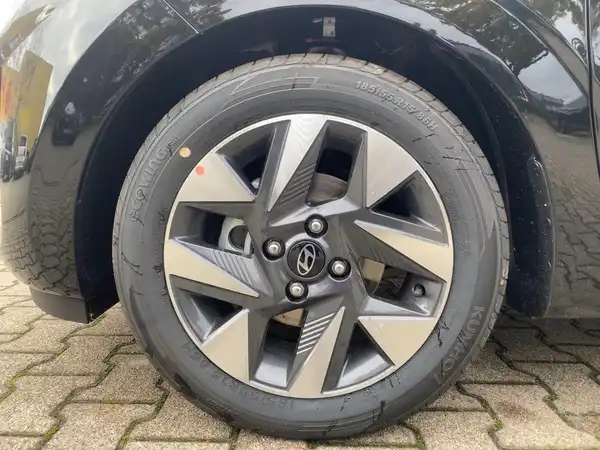 HYUNDAI I10 (7/15)