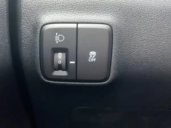 HYUNDAI I10 (14/15)