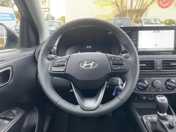 HYUNDAI I10 (9/15)