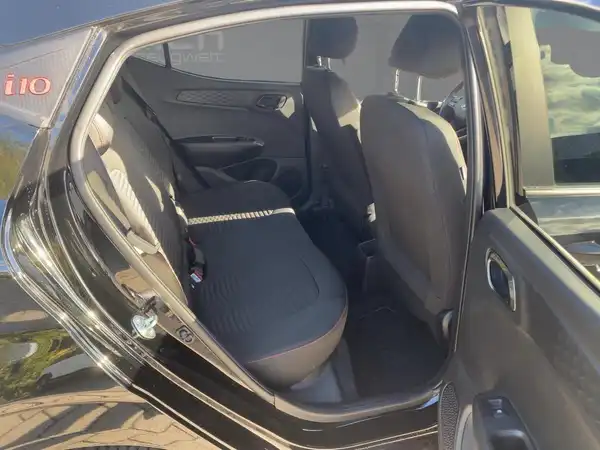 HYUNDAI I10 (12/15)