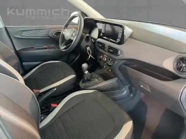 HYUNDAI I10 (11/14)