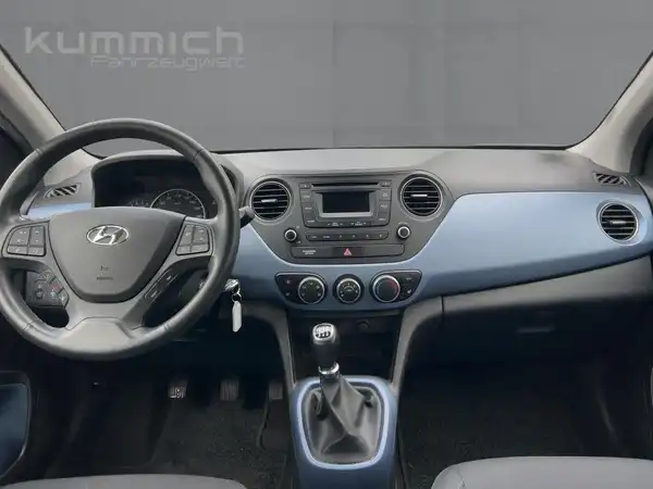 HYUNDAI I10 (8/15)