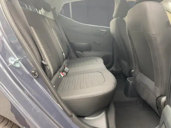 HYUNDAI I10 (12/15)